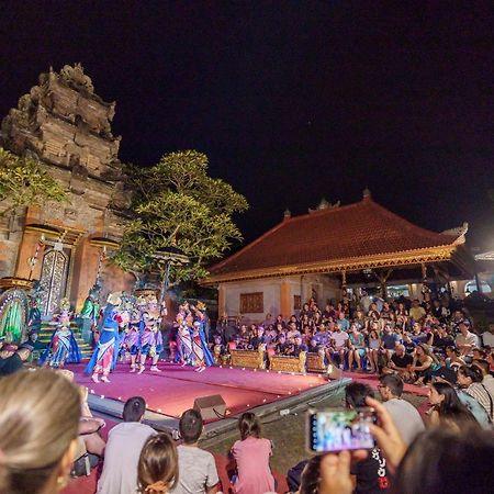 Saren Kauh Ubud Palaceॐ Exterior photo