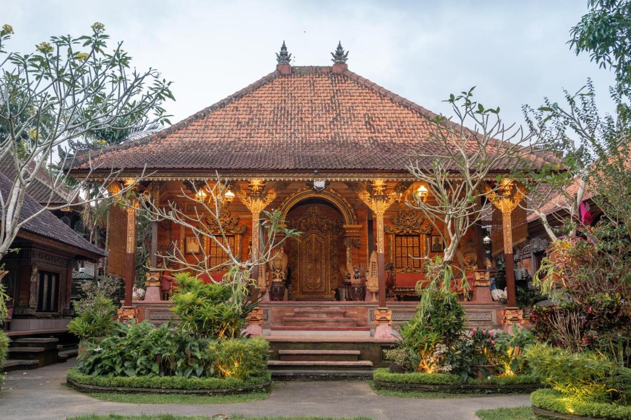 Saren Kauh Ubud Palaceॐ Exterior photo